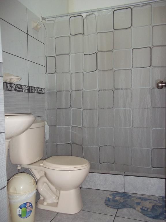 Отель Casa Linda II Икитос Номер фото